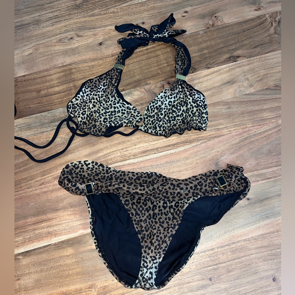 Vix cheetah print bikini